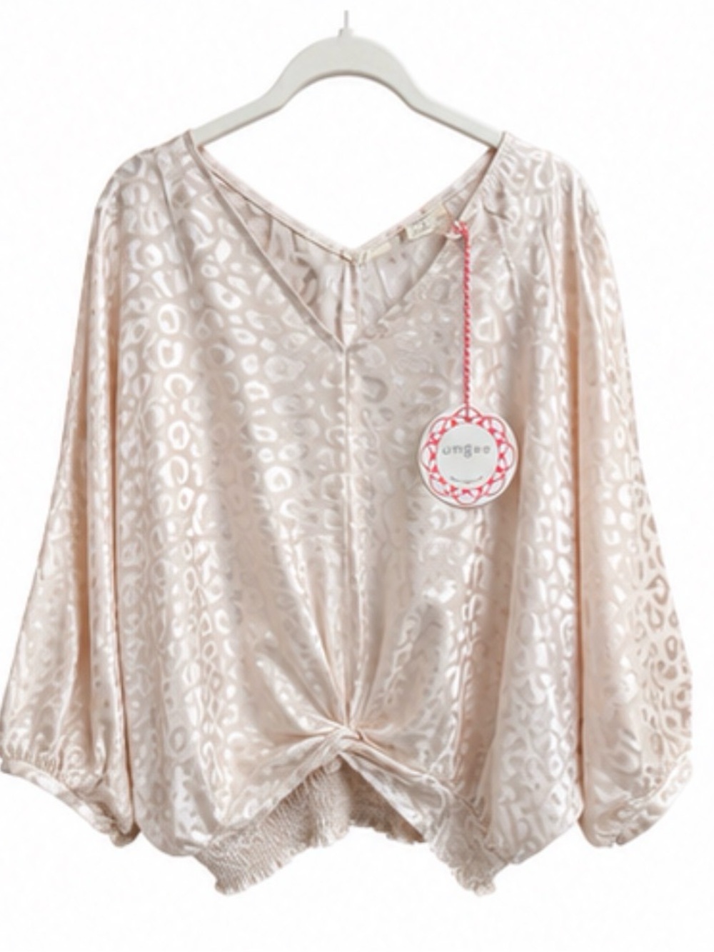 NWT Umgee Metallic Leopard Jacquard Batwing Blouse Medium Champagne